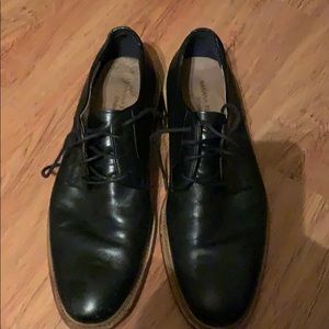 Banana Republic dress shoes